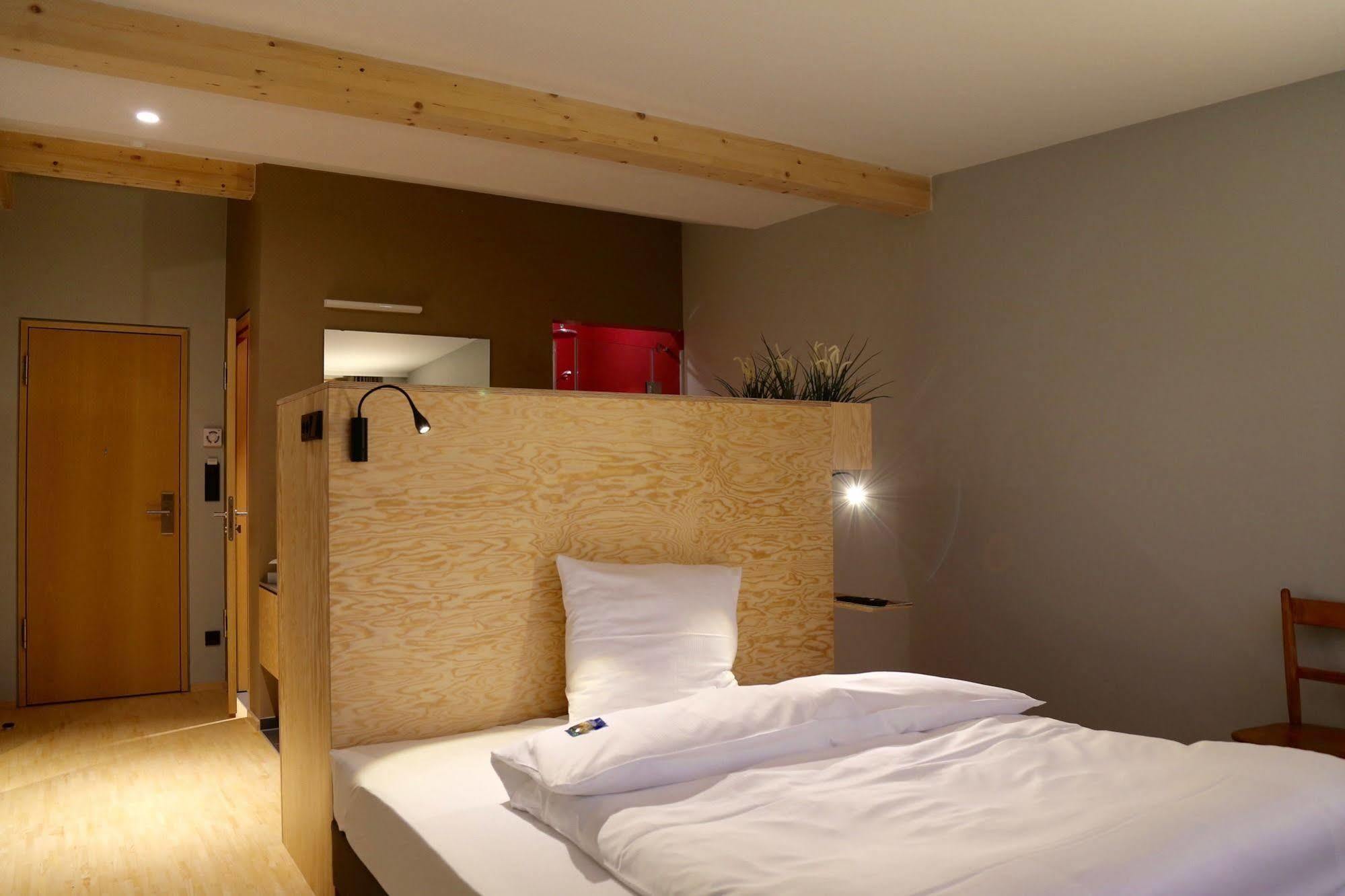 Schlossparkhotel Mariakirchen Arnstorf Ngoại thất bức ảnh